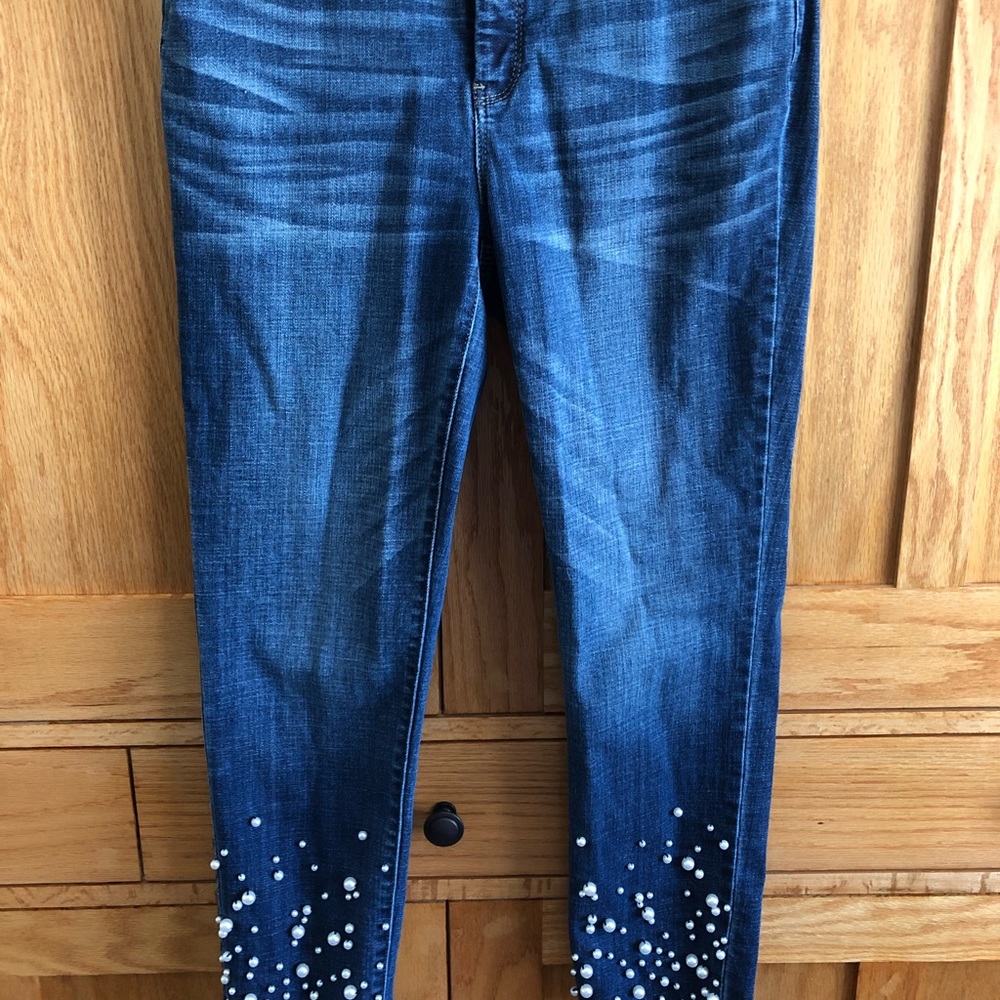 Chico’s So Slimming Ankle Jeans W/ Pearls!